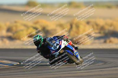 media/Nov-17-2024-CVMA (Sun) [[1fec520723]]/Race 18-Supersport Middleweight/